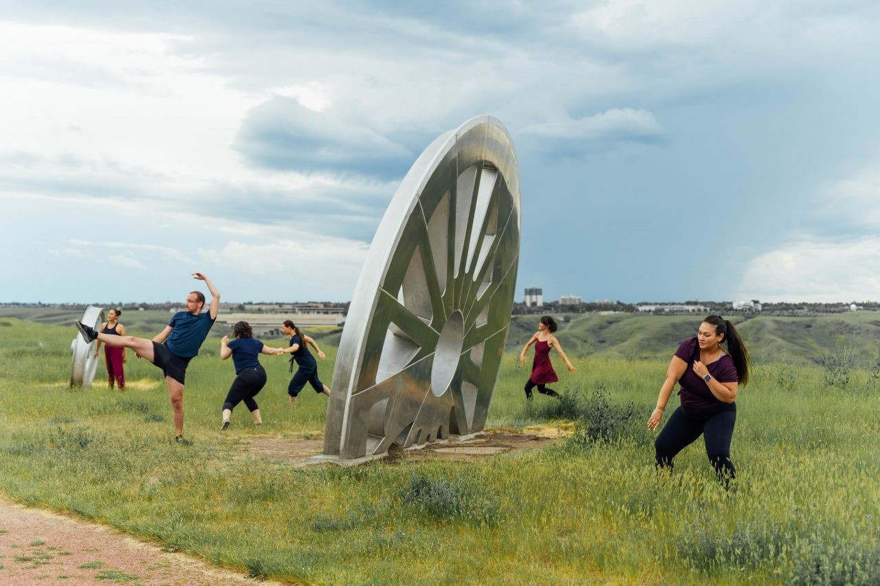 Pause. Art. Play.